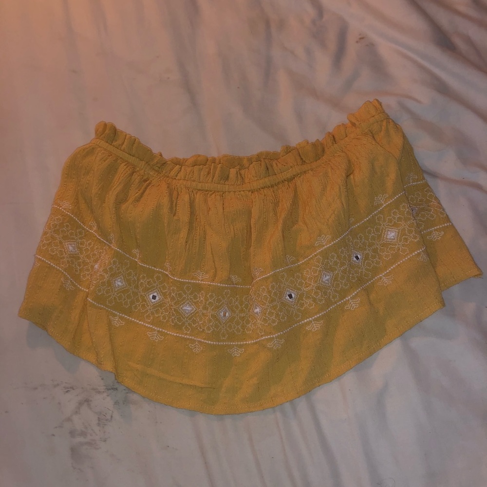American Eagle, Crop top